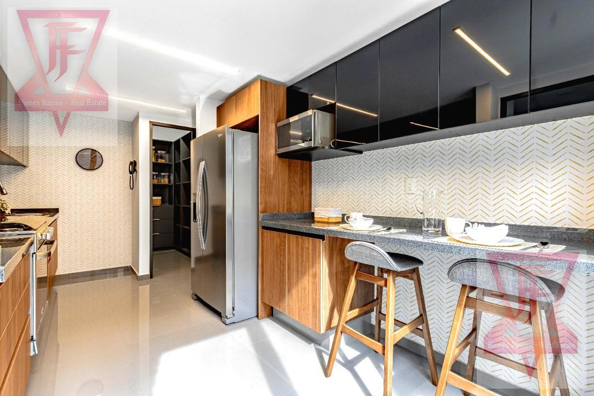 Apartment for Sale in Interlomas, 179 m2 - Balcony - Resort-Style Amenities!