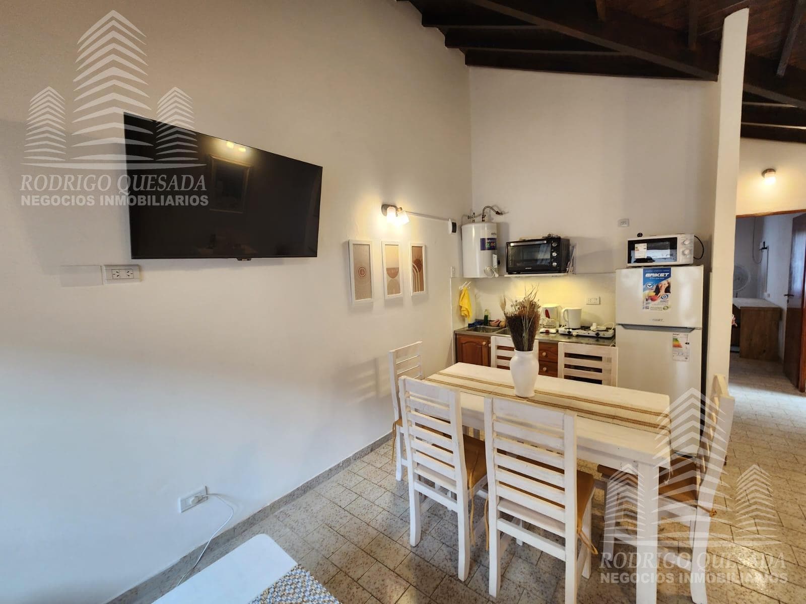 3-bedroom apartment just one block from the ocean in Mar de Ajo
