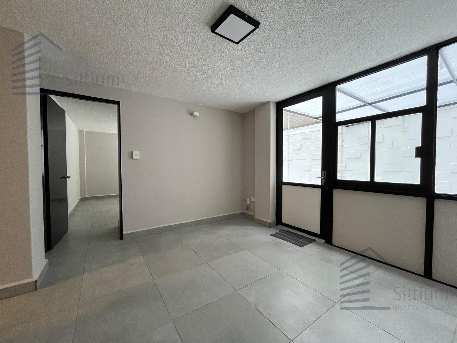 Apartment for Rent - Naples - 74 m² - Ground Floor