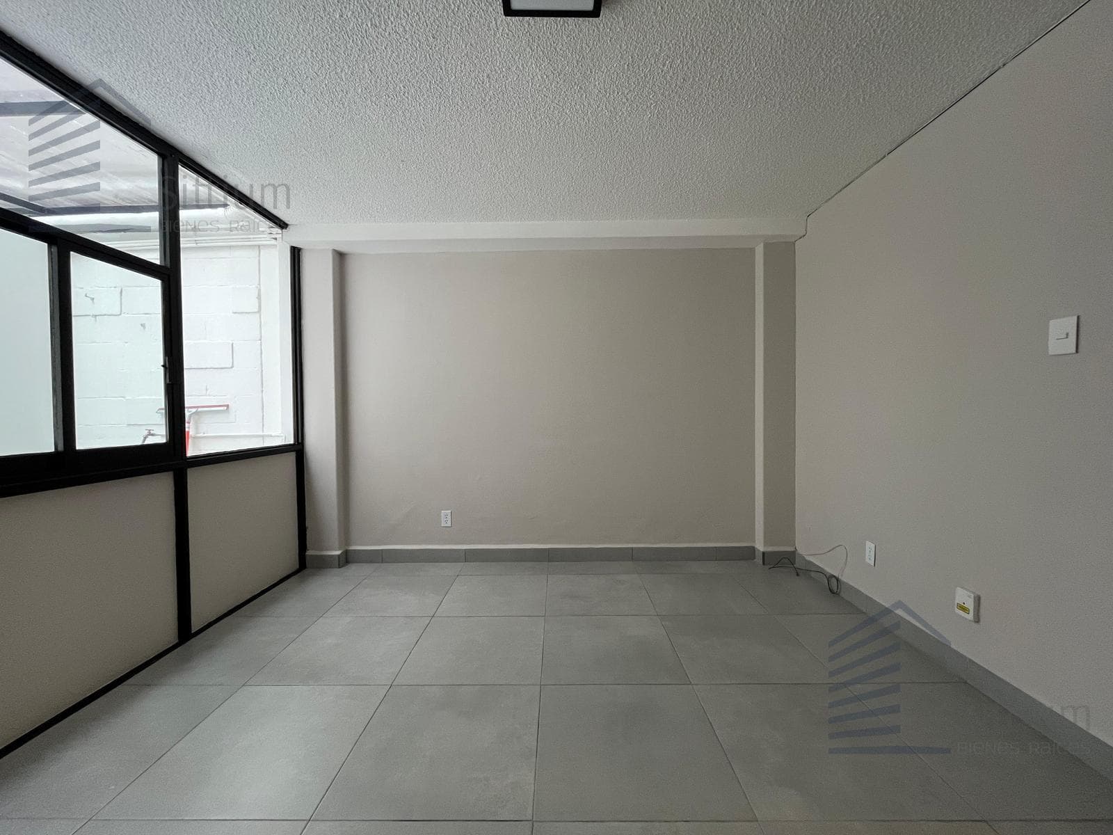 Apartment for Rent - Naples - 74 m² - Ground Floor