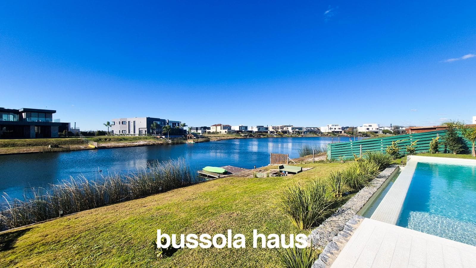 5-room lakefront house for sale in Costas Puertos Escobar