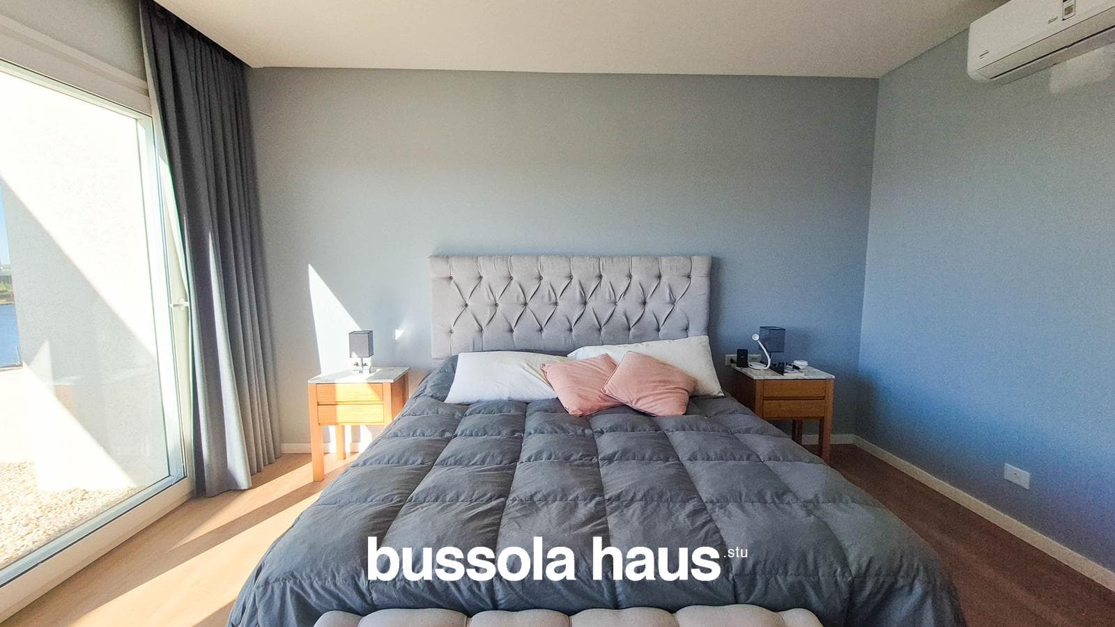 5-room lakefront house for sale in Costas Puertos Escobar