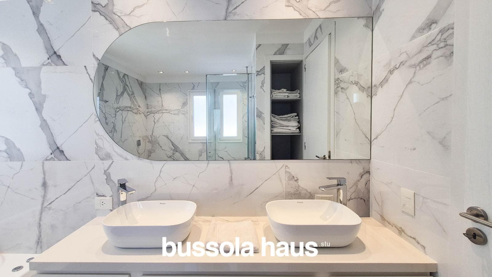 5-room lakefront house for sale in Costas Puertos Escobar