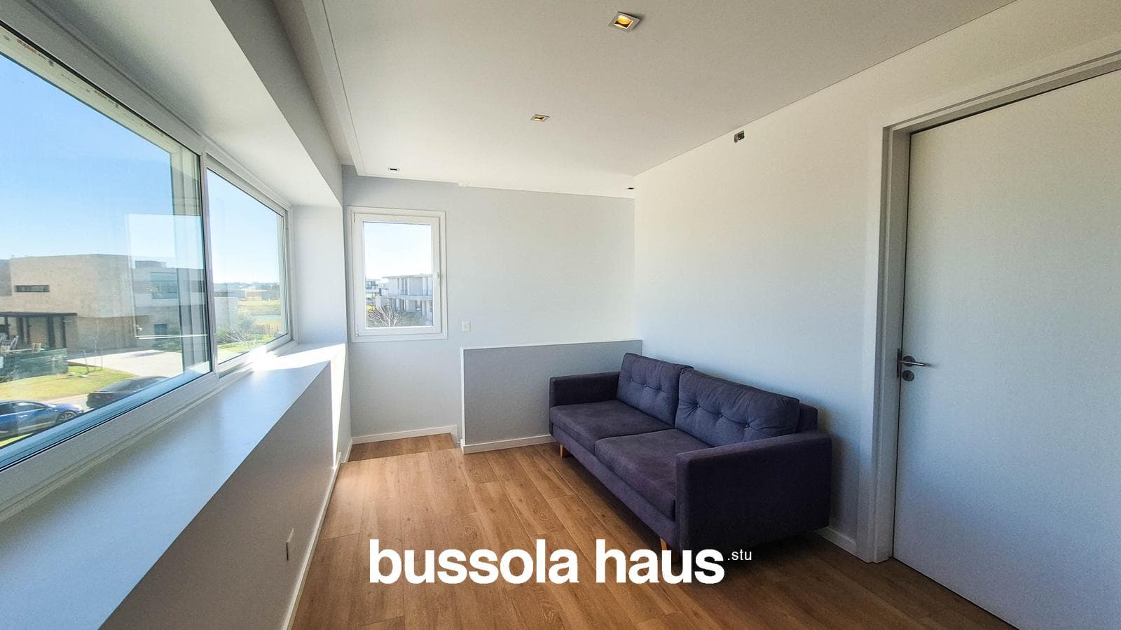 5-room lakefront house for sale in Costas Puertos Escobar