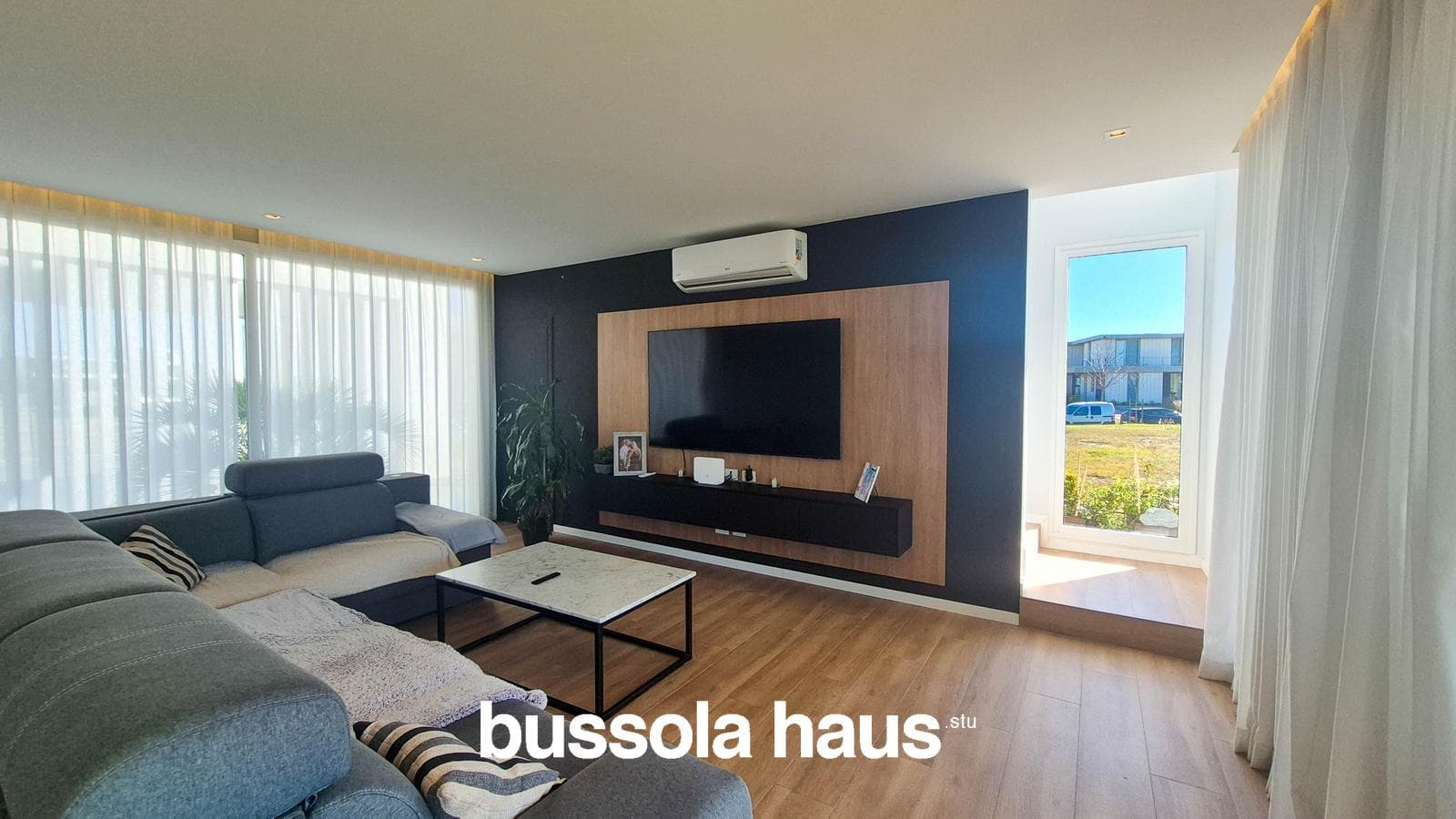 5-room lakefront house for sale in Costas Puertos Escobar