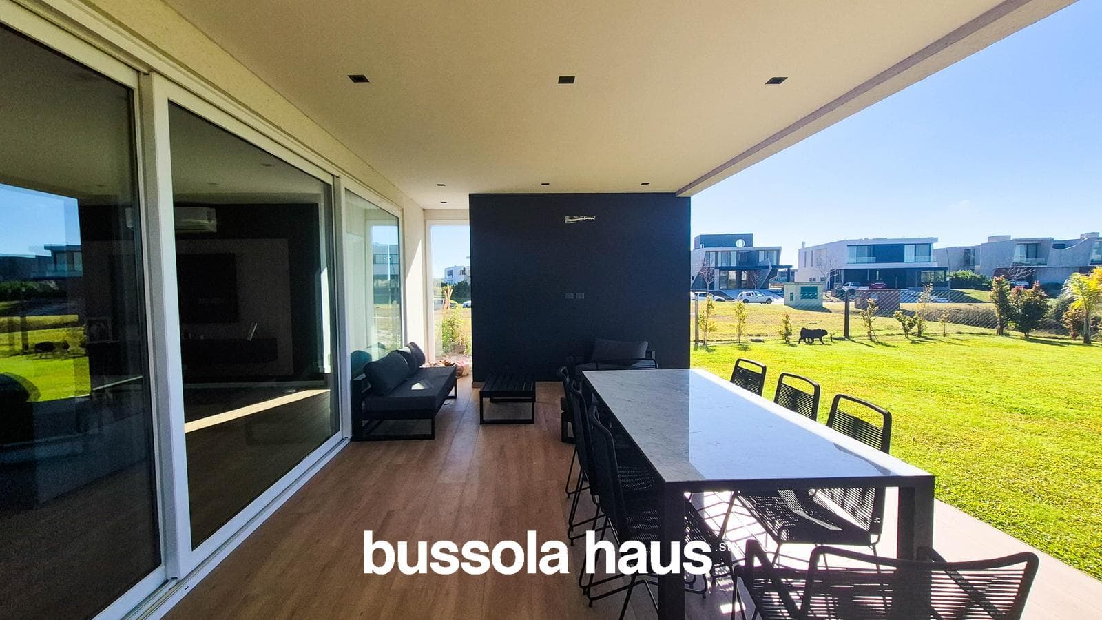 5-room lakefront house for sale in Costas Puertos Escobar