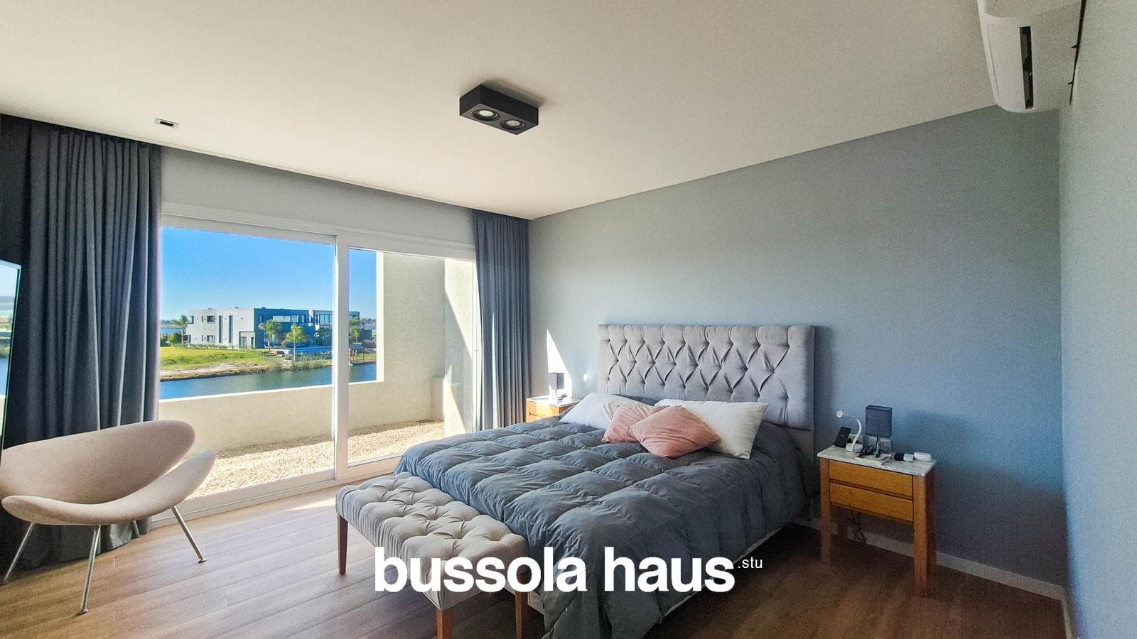 5-room lakefront house for sale in Costas Puertos Escobar