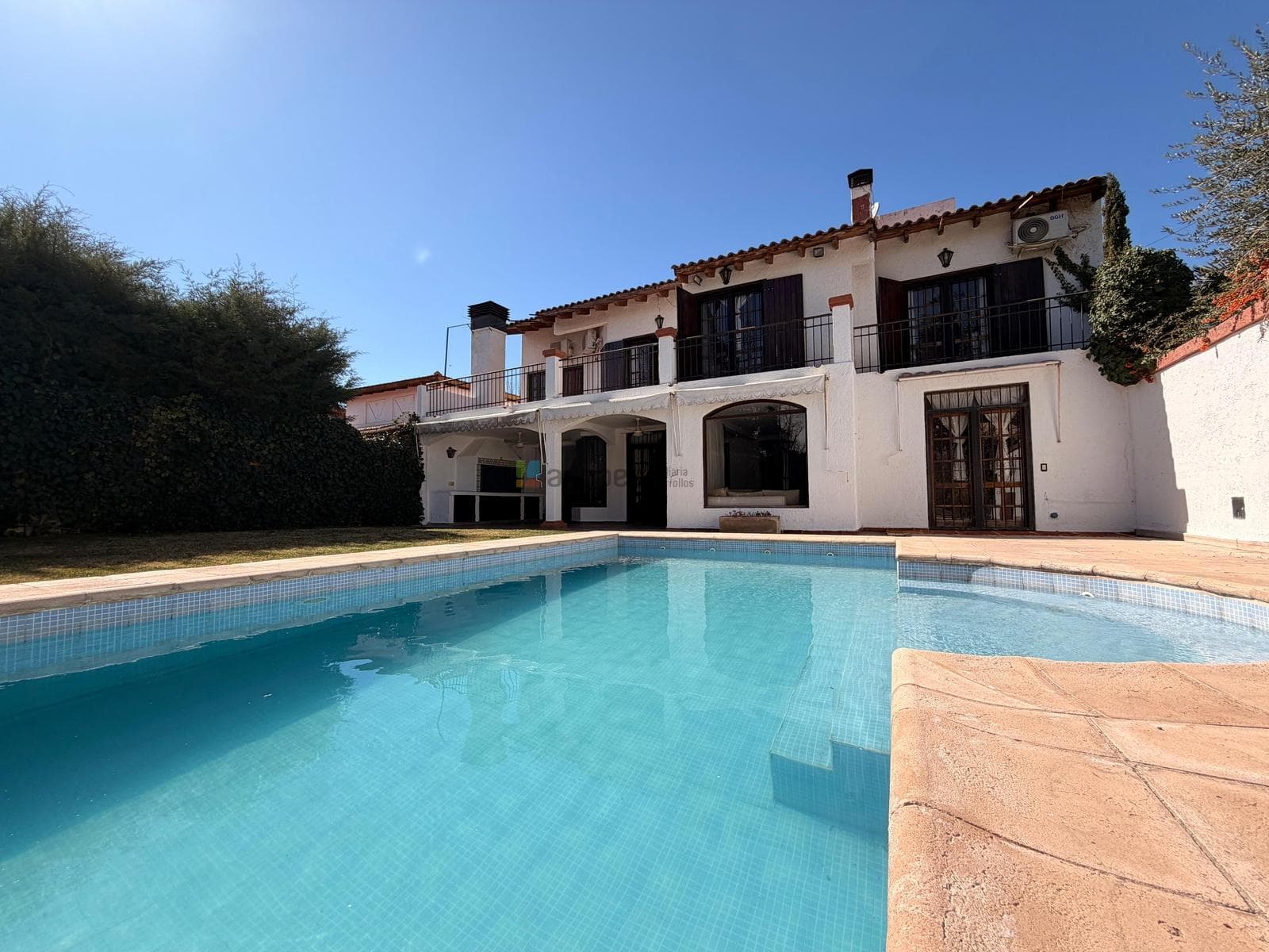 House in the Huerto del Sol Neighborhood