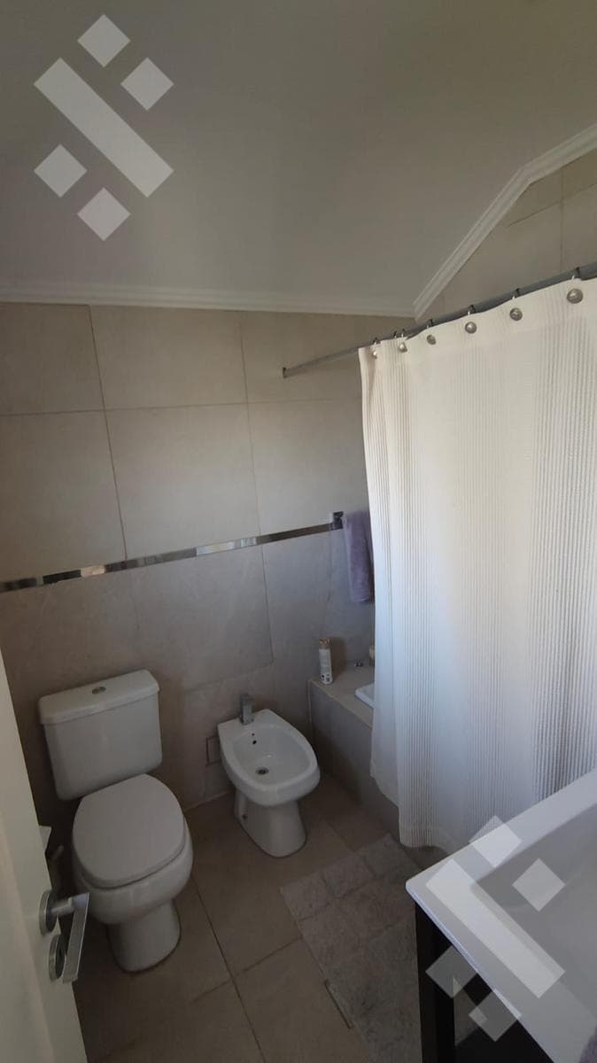 FOR SALE: Executive-Level Home in the Finca Villa Muluen Gated Community, Plottier