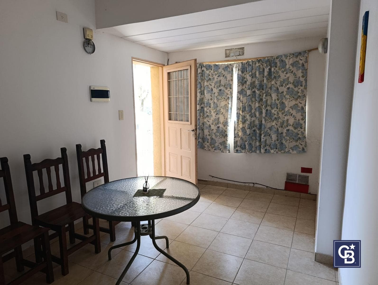 House in need of renovation in downtown Escobar