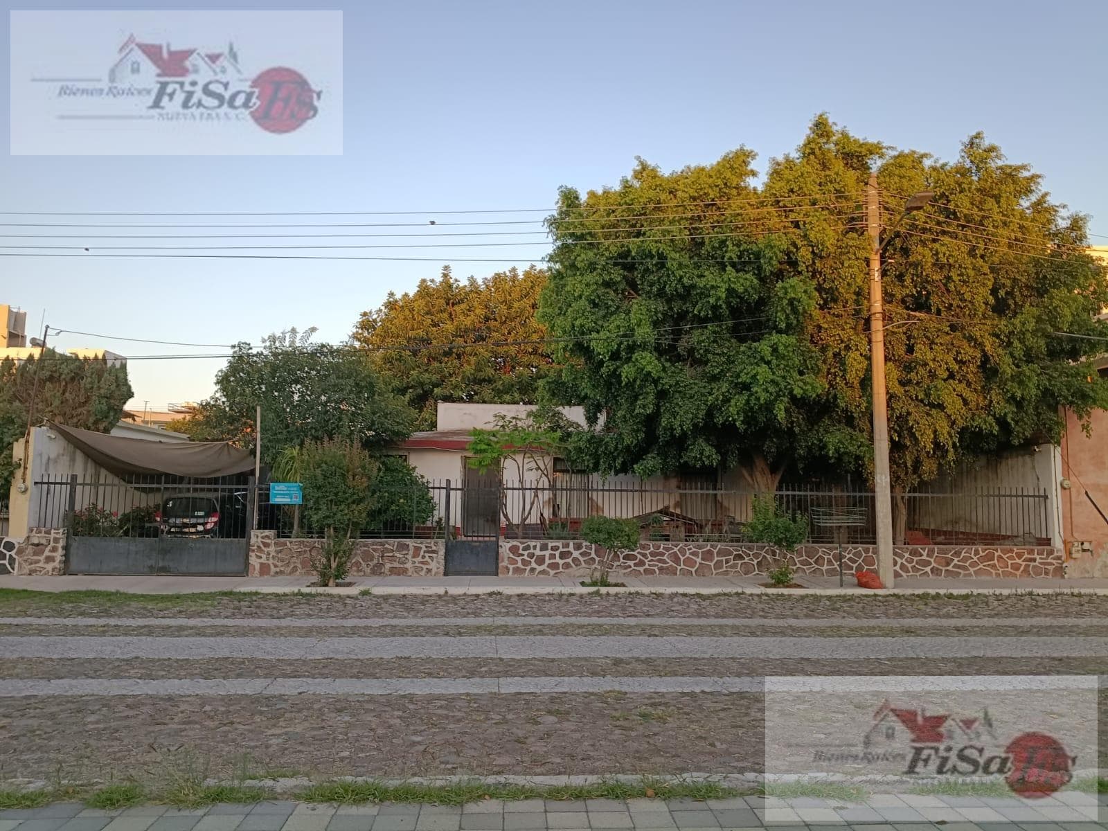 HOUSE FOR SALE VALLE DE ORO