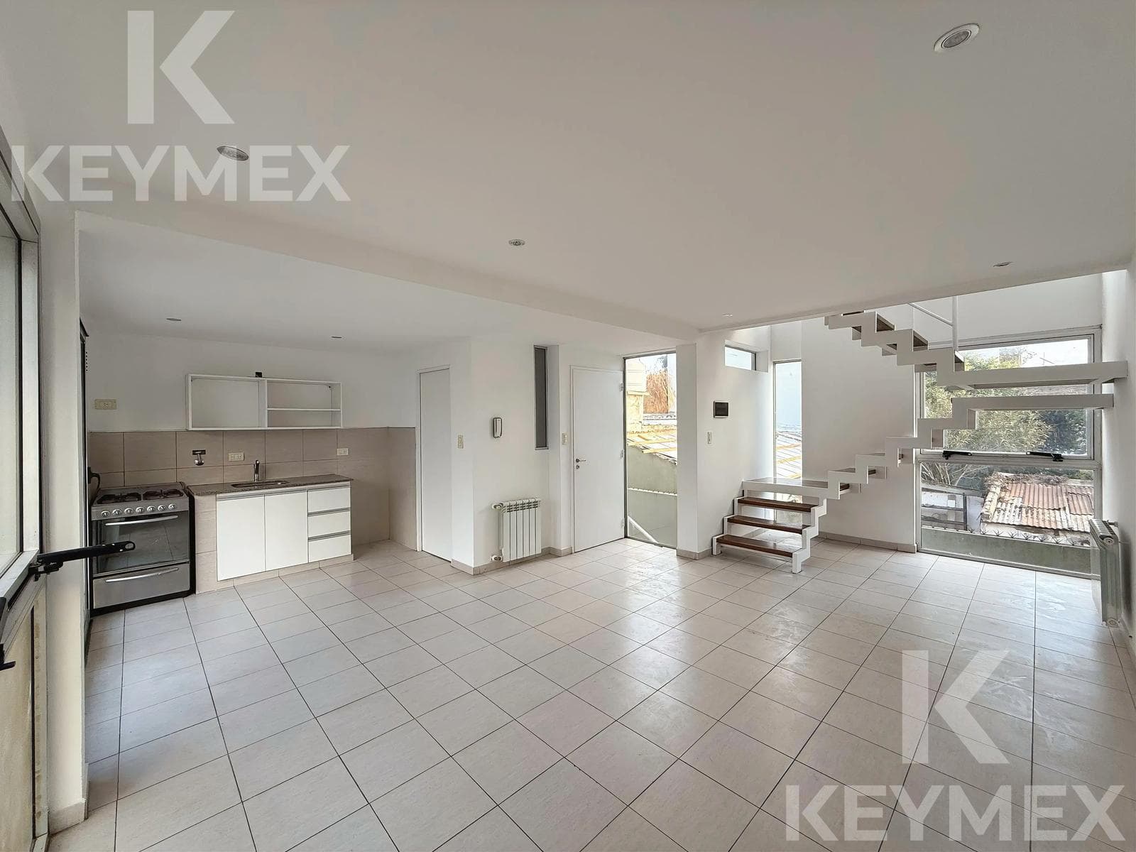 2-Bedroom Duplex for Sale with Garage and Home Office in La Plata