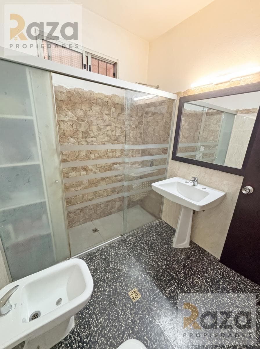 2-Bedroom House for Sale in La Unión, Montevideo (with Garage)