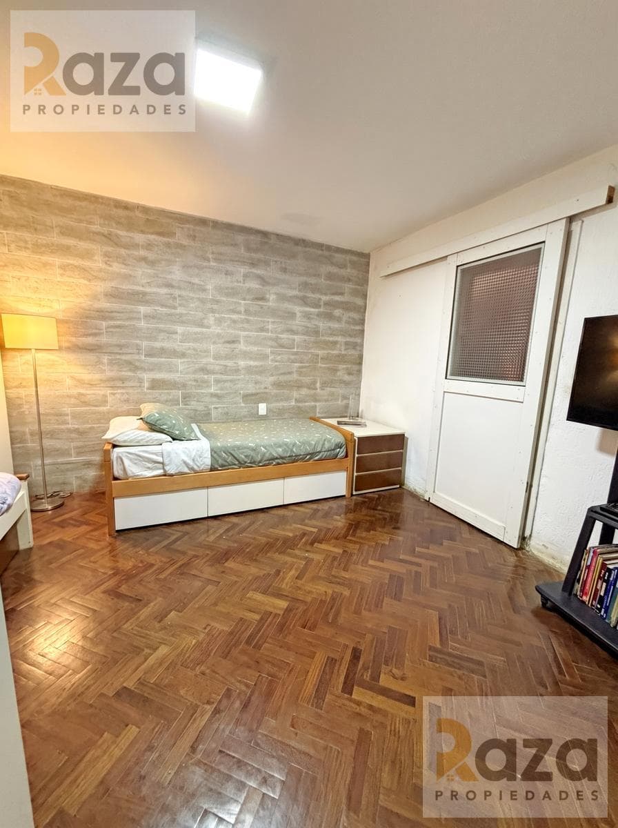 2-Bedroom House for Sale in La Unión, Montevideo (with Garage)