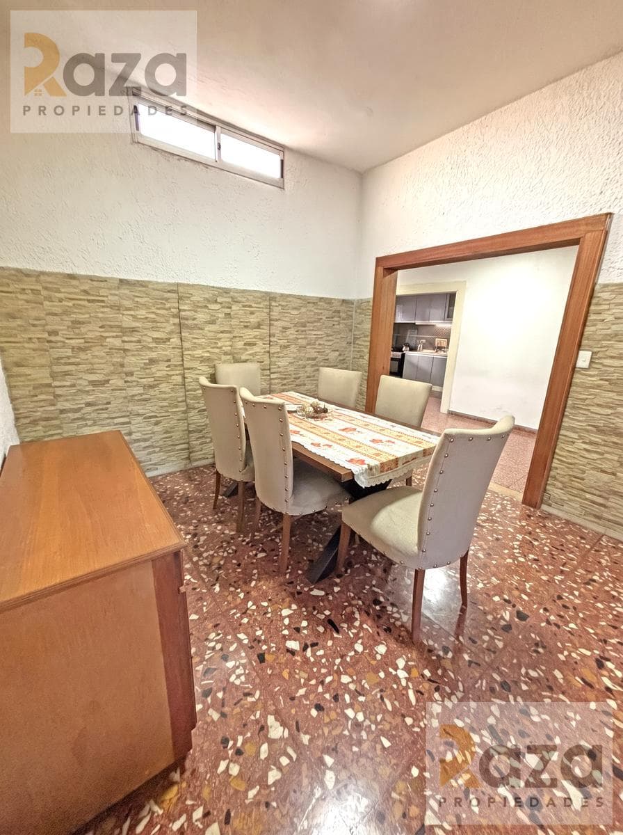 2-Bedroom House for Sale in La Unión, Montevideo (with Garage)