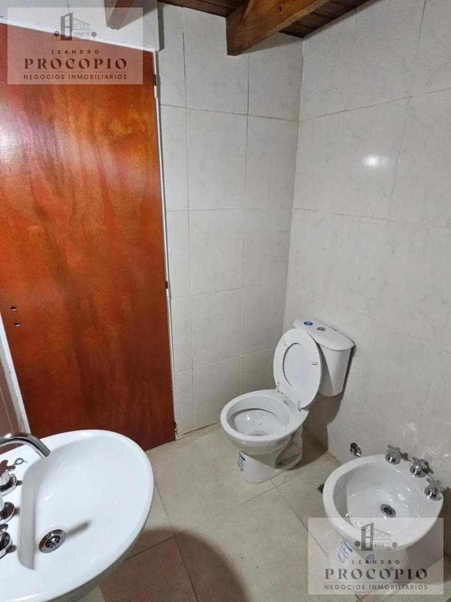 Two-room loft with garage and patio for rent in Moreno