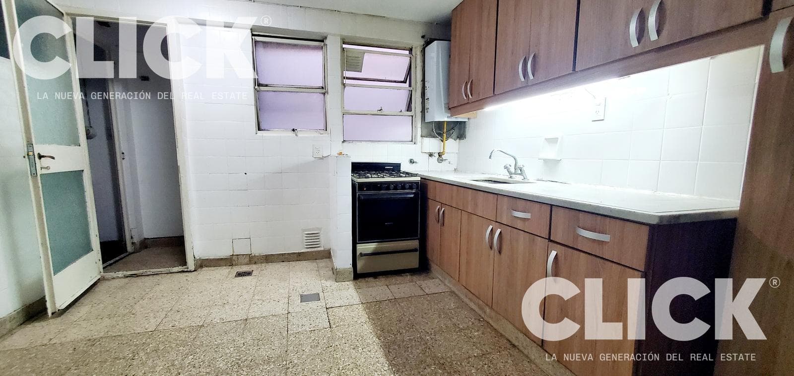 For Sale - 4-room apartment with balcony - Villa Crespo