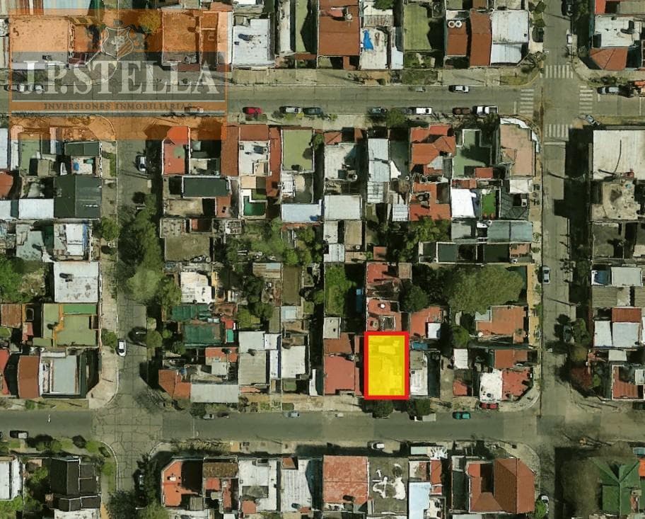PH al frente de 3 amb. con Garage y patio. 92 m² Edificados y lote 120 m² - San Justo