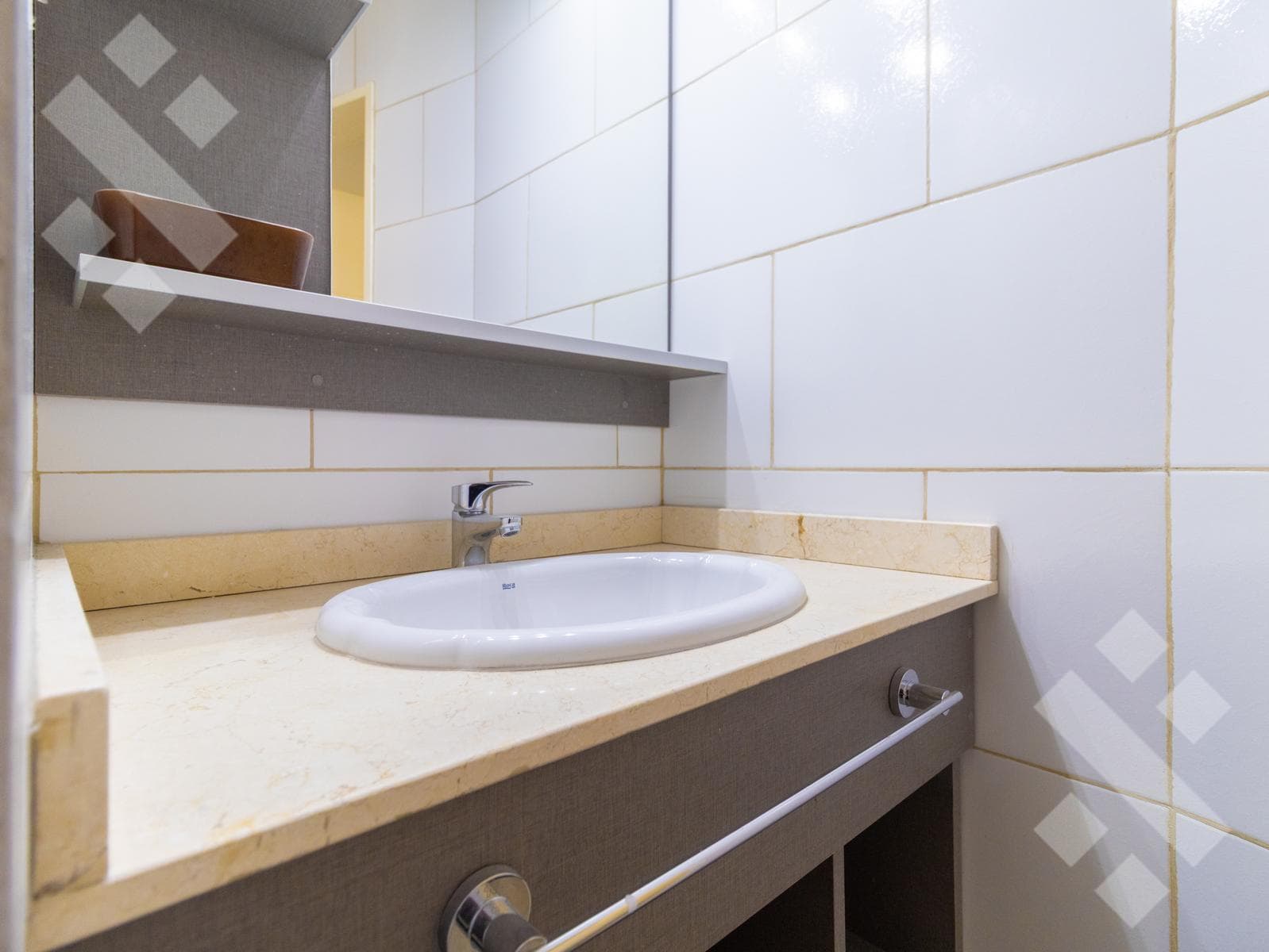 3-Bedroom House for Sale with Pool - Comahue Golf Club Neighborhood - Neuquén City
