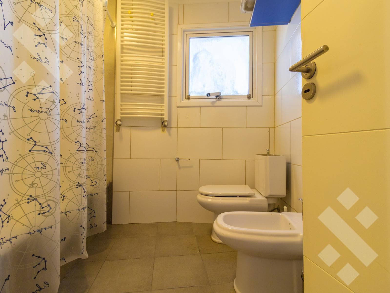 3-Bedroom House for Sale with Pool - Comahue Golf Club Neighborhood - Neuquén City