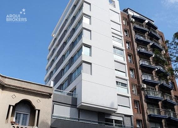 One-bedroom apartment for rent in Parque Rodó with a garage