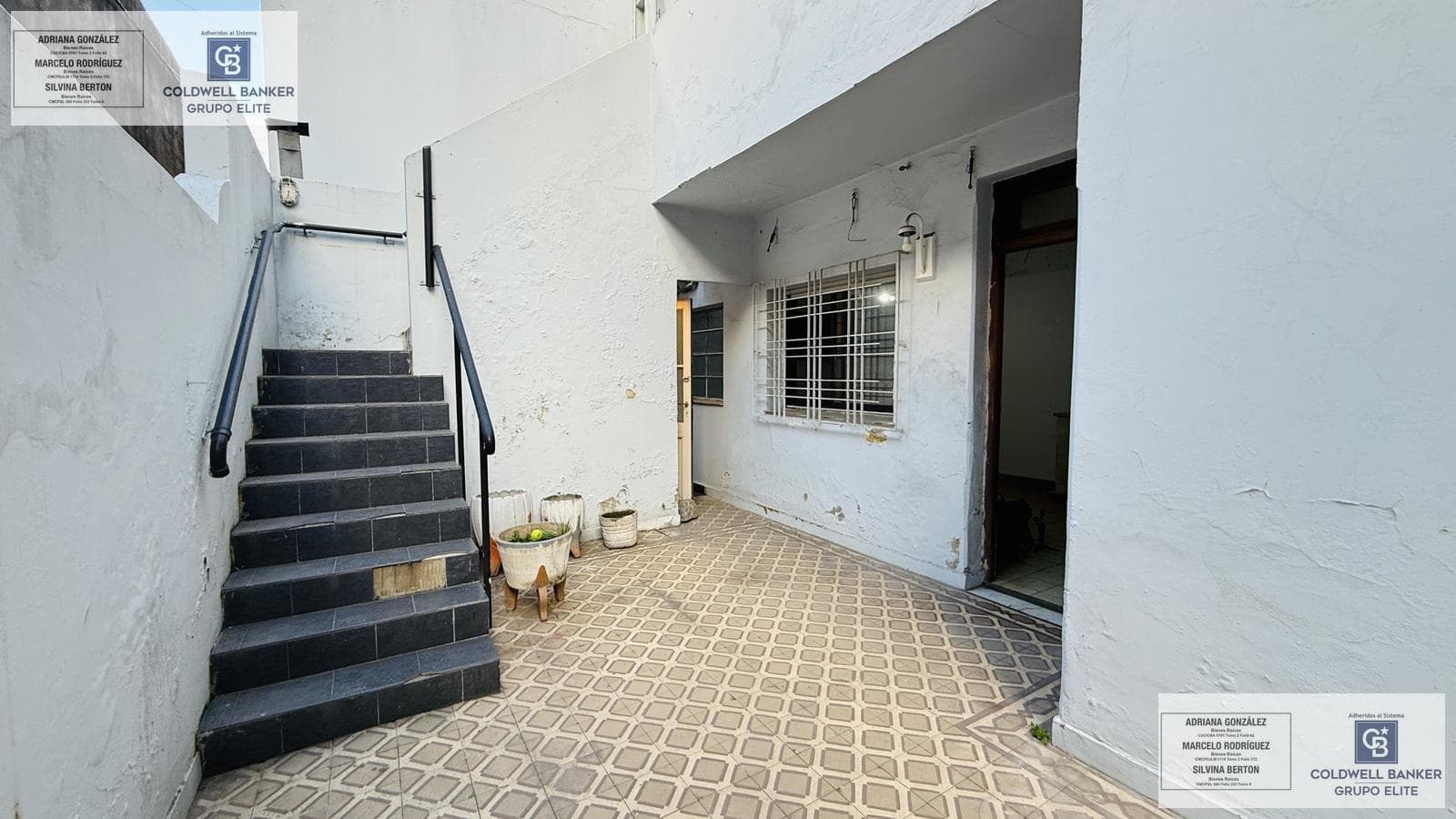 8-room penthouse for sale with terrace and patio in Parque Chacabuco