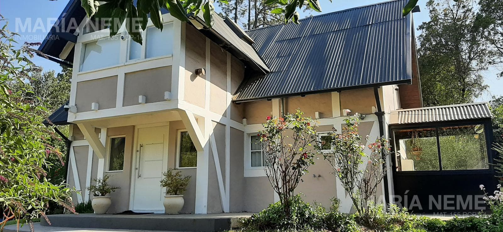 Main House and Separate Guest House