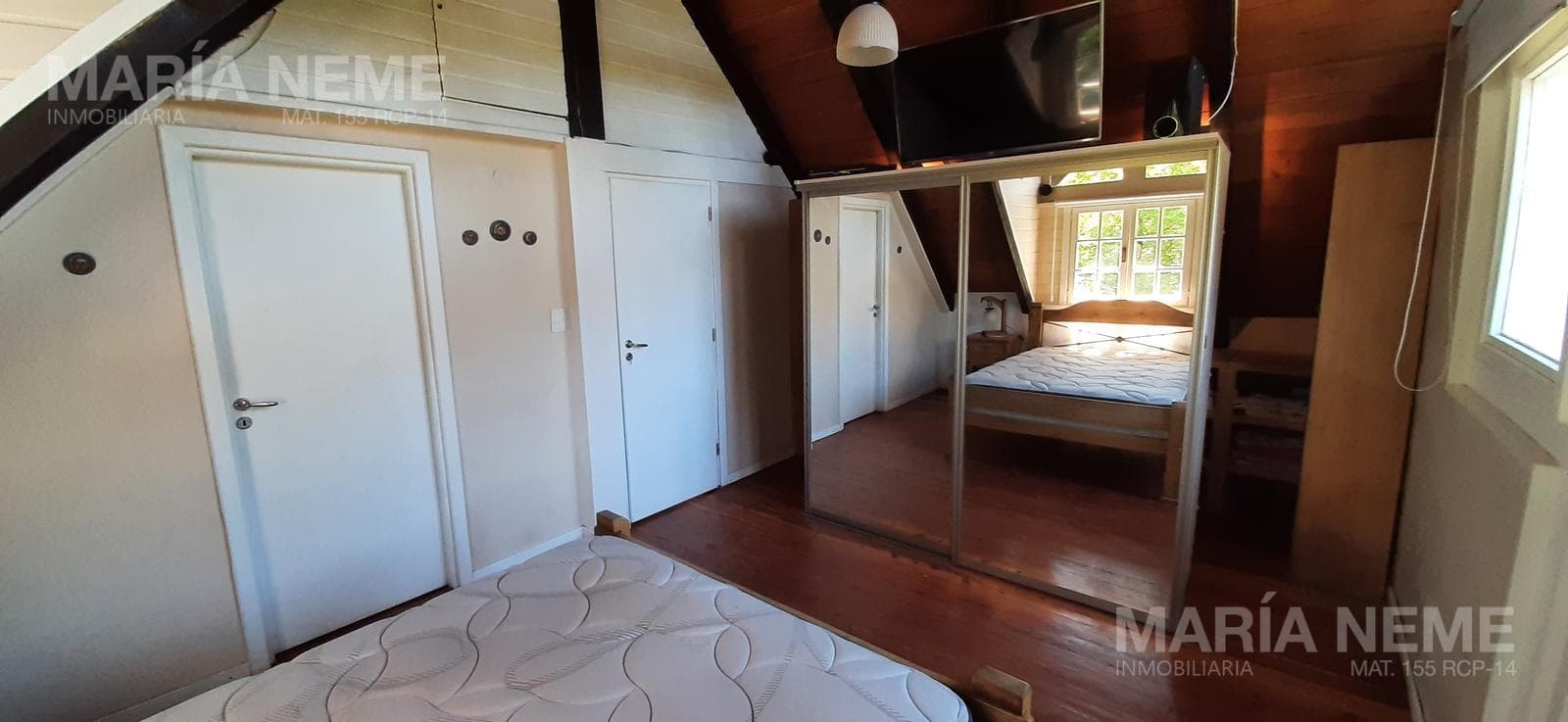 Main House and Separate Guest House