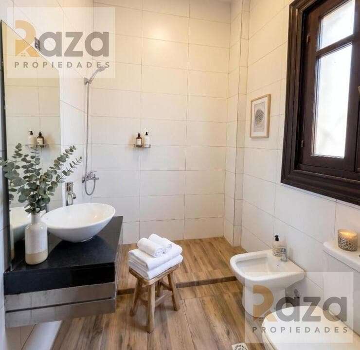 6-Bedroom House for Sale in Aguada