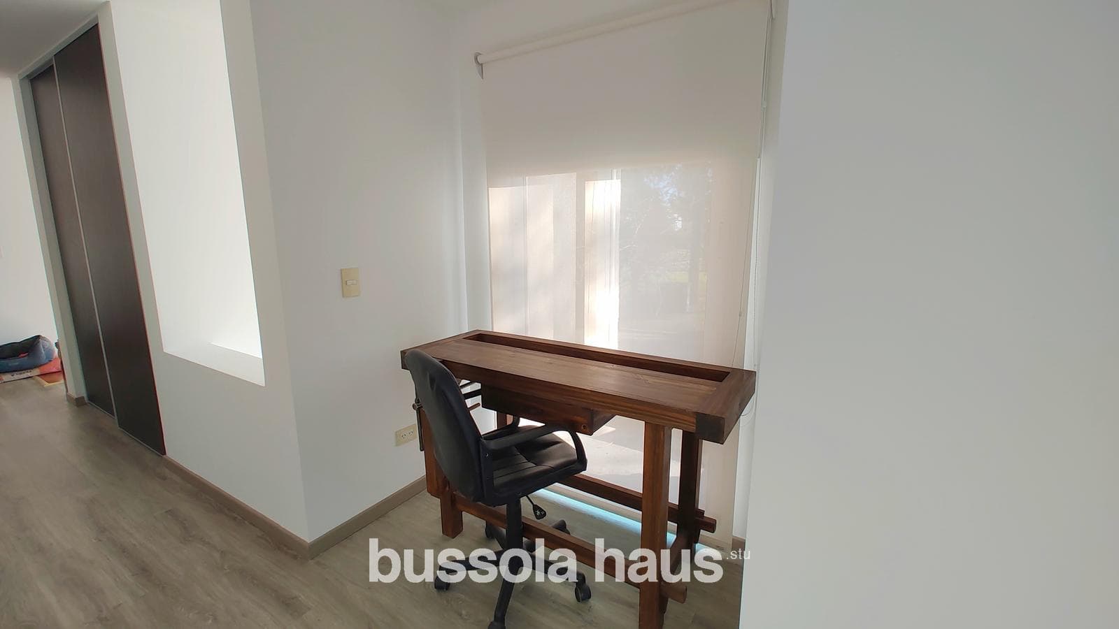 House for sale: 7 rooms, lake views, pool, El Encuentro neighborhood, Tigre—a great opportunity