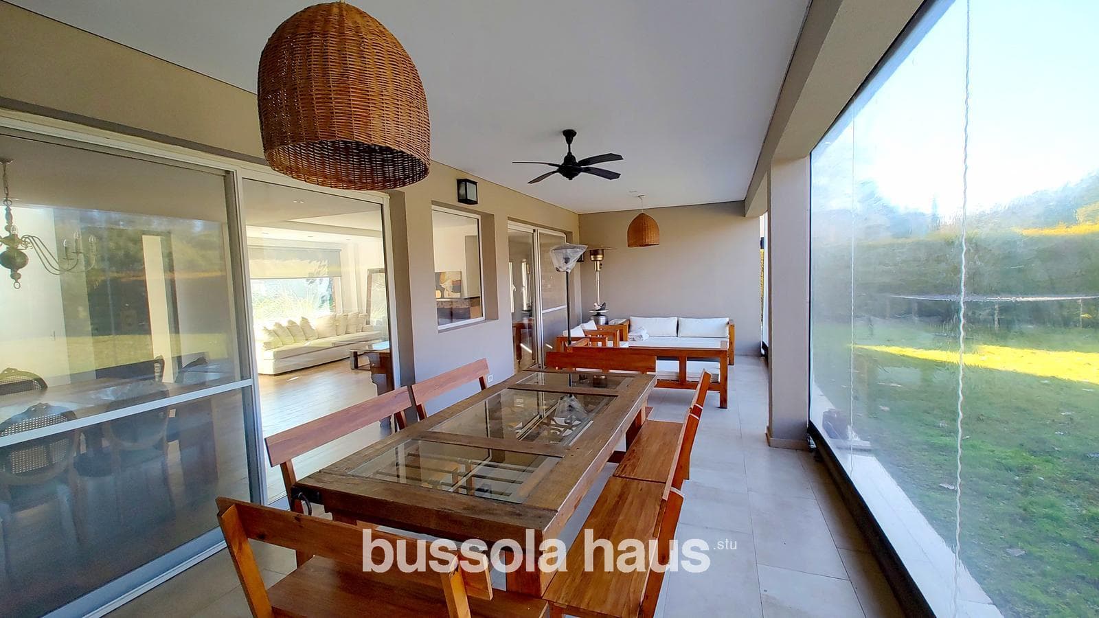 House for sale: 7 rooms, lake views, pool, El Encuentro neighborhood, Tigre—a great opportunity