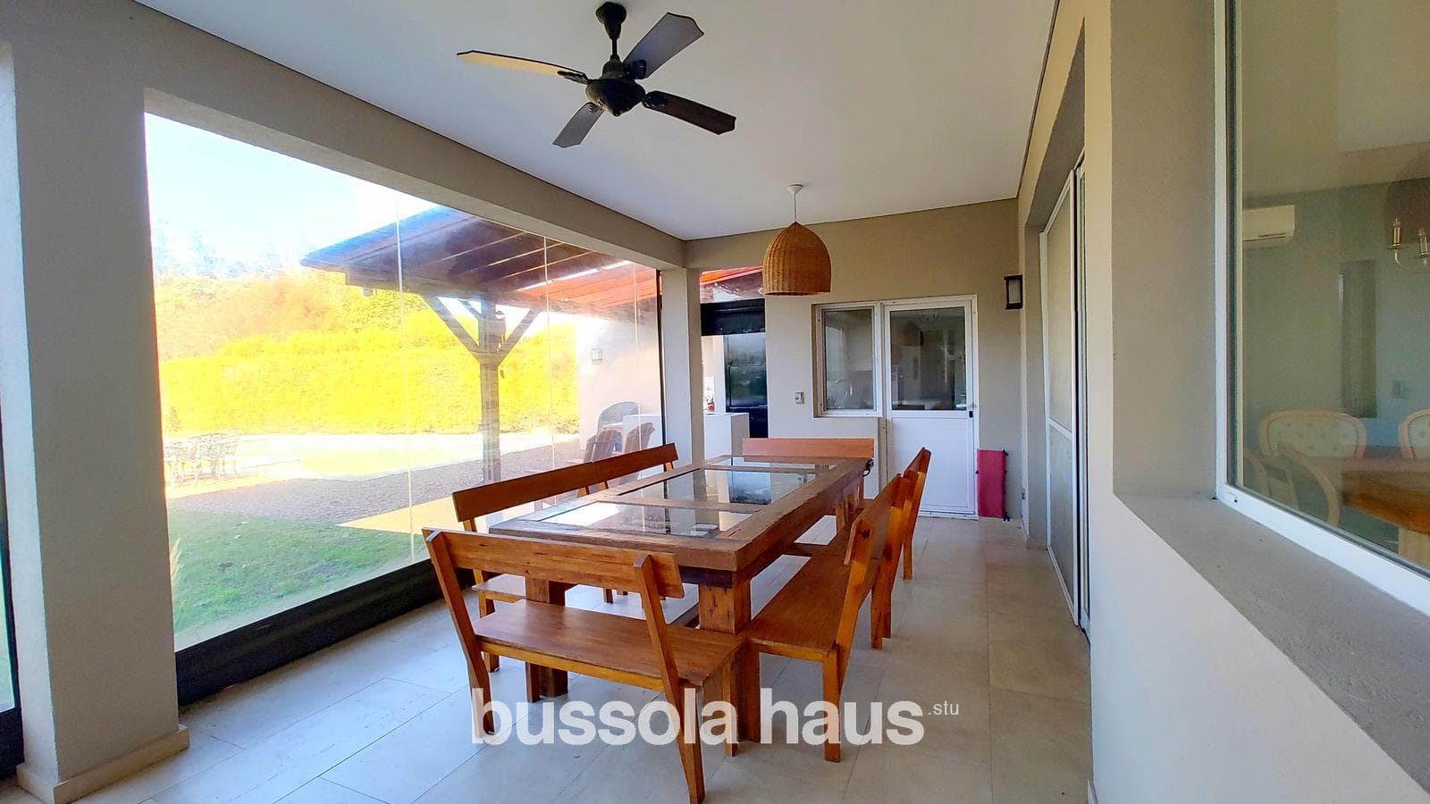 House for sale: 7 rooms, lake views, pool, El Encuentro neighborhood, Tigre—a great opportunity