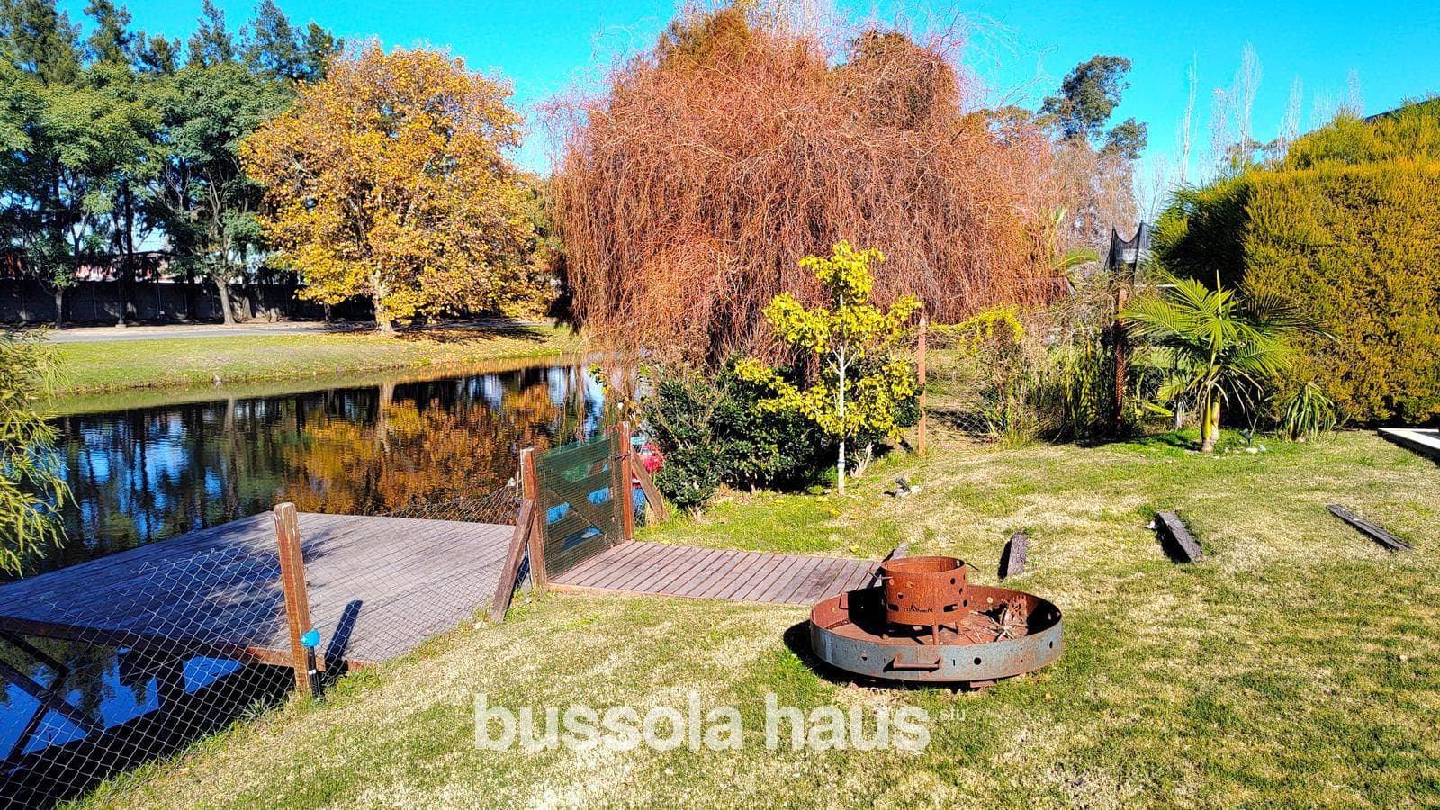 House for sale: 7 rooms, lake views, pool, El Encuentro neighborhood, Tigre—a great opportunity