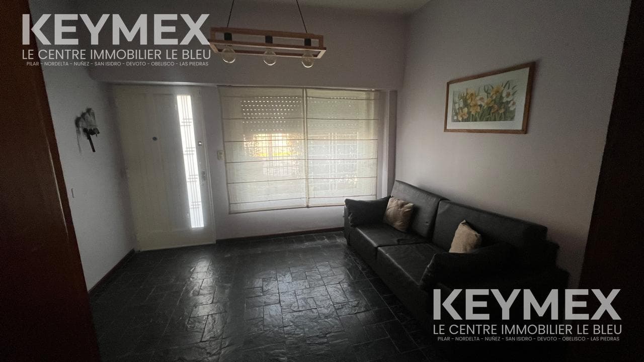 House for sale in Villa Real. Spacious, in a great location, and bright!