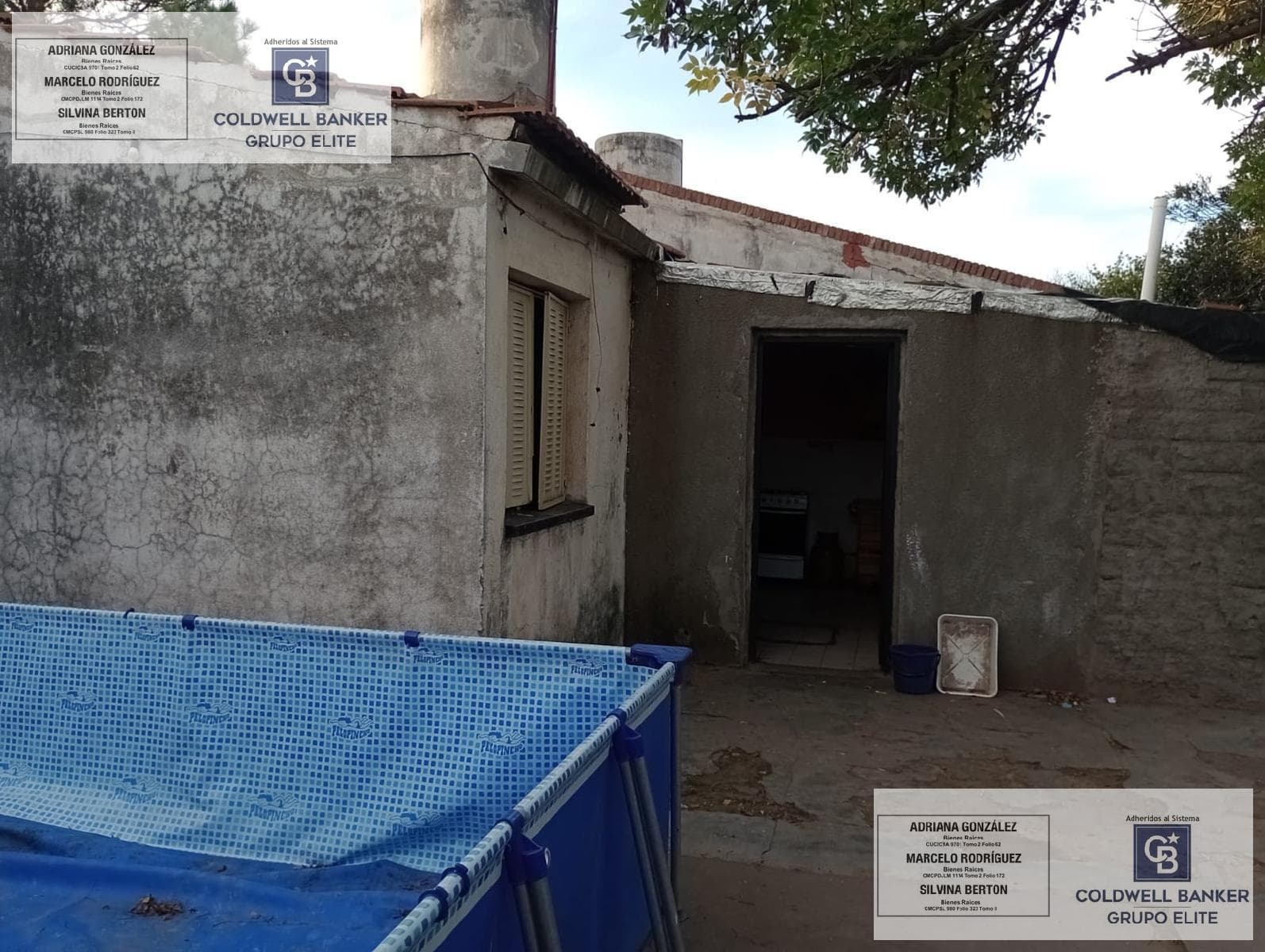 House with 3 bedrooms, a semi-covered garage, and a patio.
