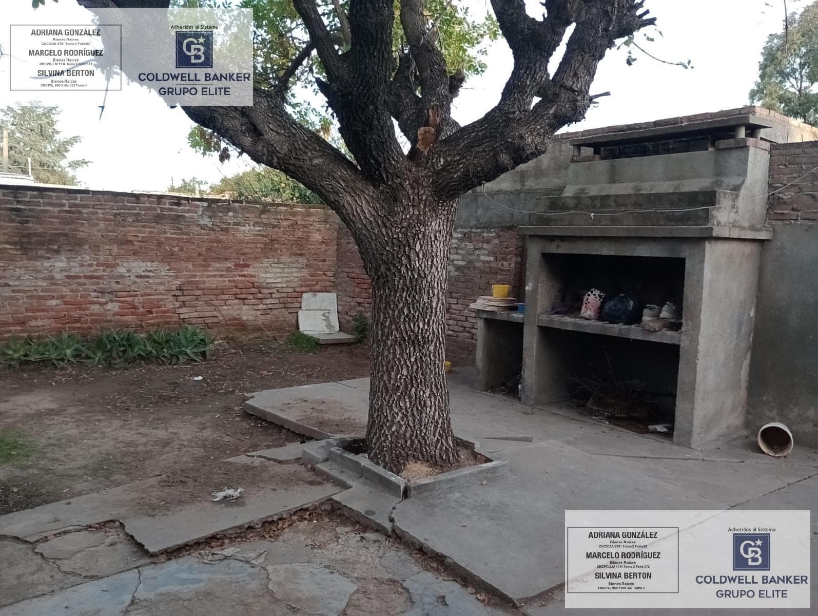 House with 3 bedrooms, a semi-covered garage, and a patio.