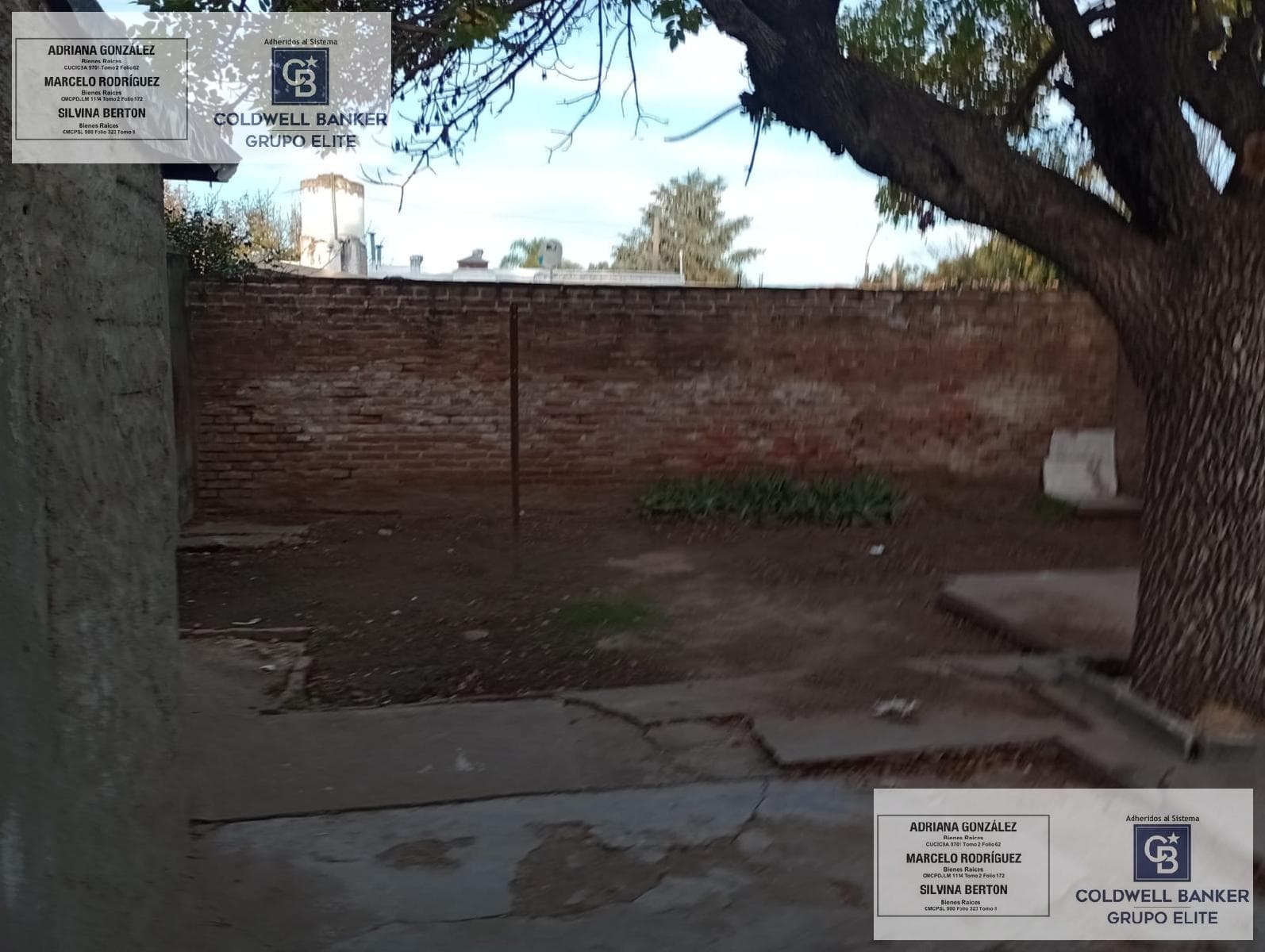 House with 3 bedrooms, a semi-covered garage, and a patio.