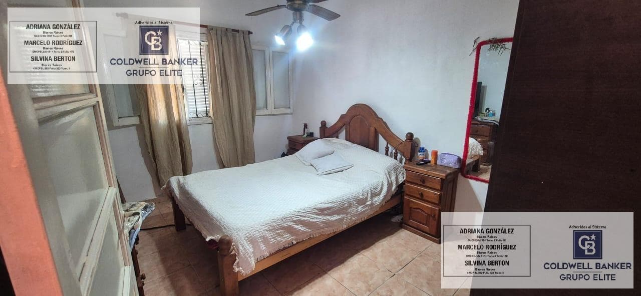 Two-bedroom house with a garage and a yard. Villa Mercedes