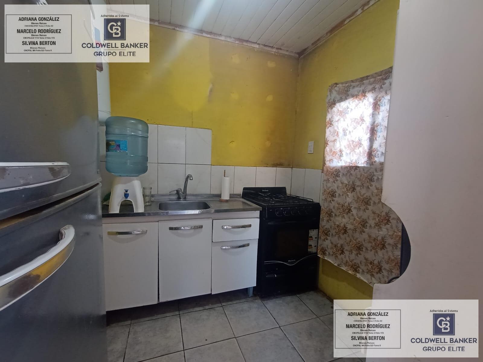 House for sale in Villa Mercedes, 3 rooms with a garage, excellent neighborhood.