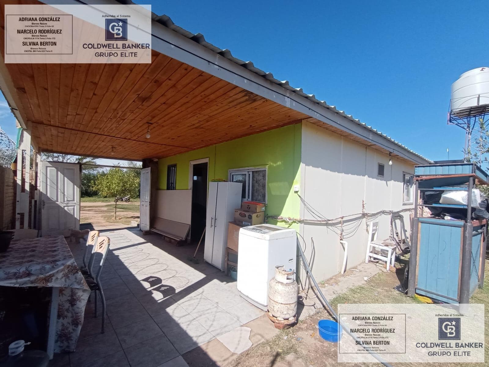 House for sale in Villa Mercedes, 3 rooms with a garage, excellent neighborhood.
