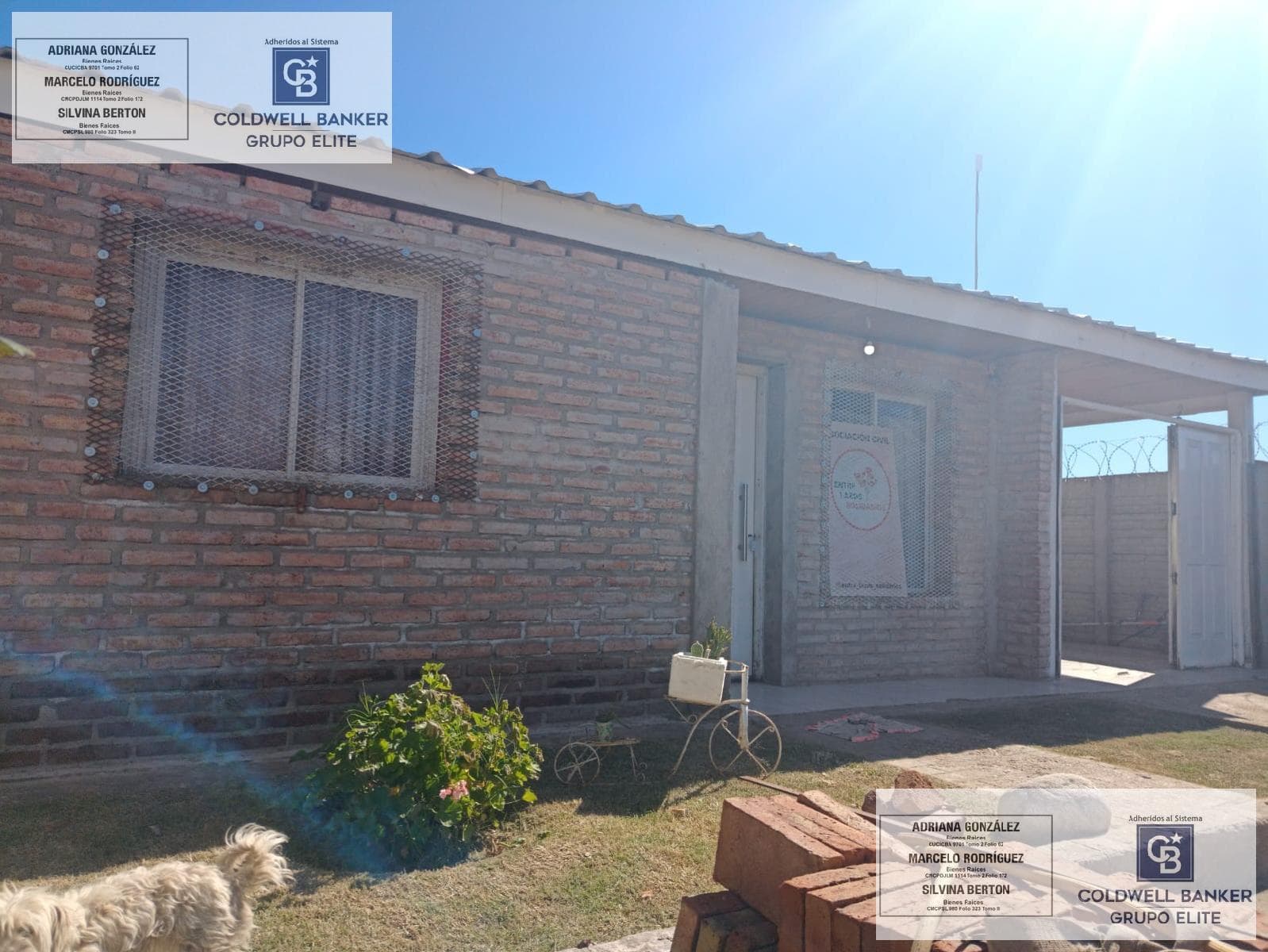 House for sale in Villa Mercedes, 3 rooms with a garage, excellent neighborhood.
