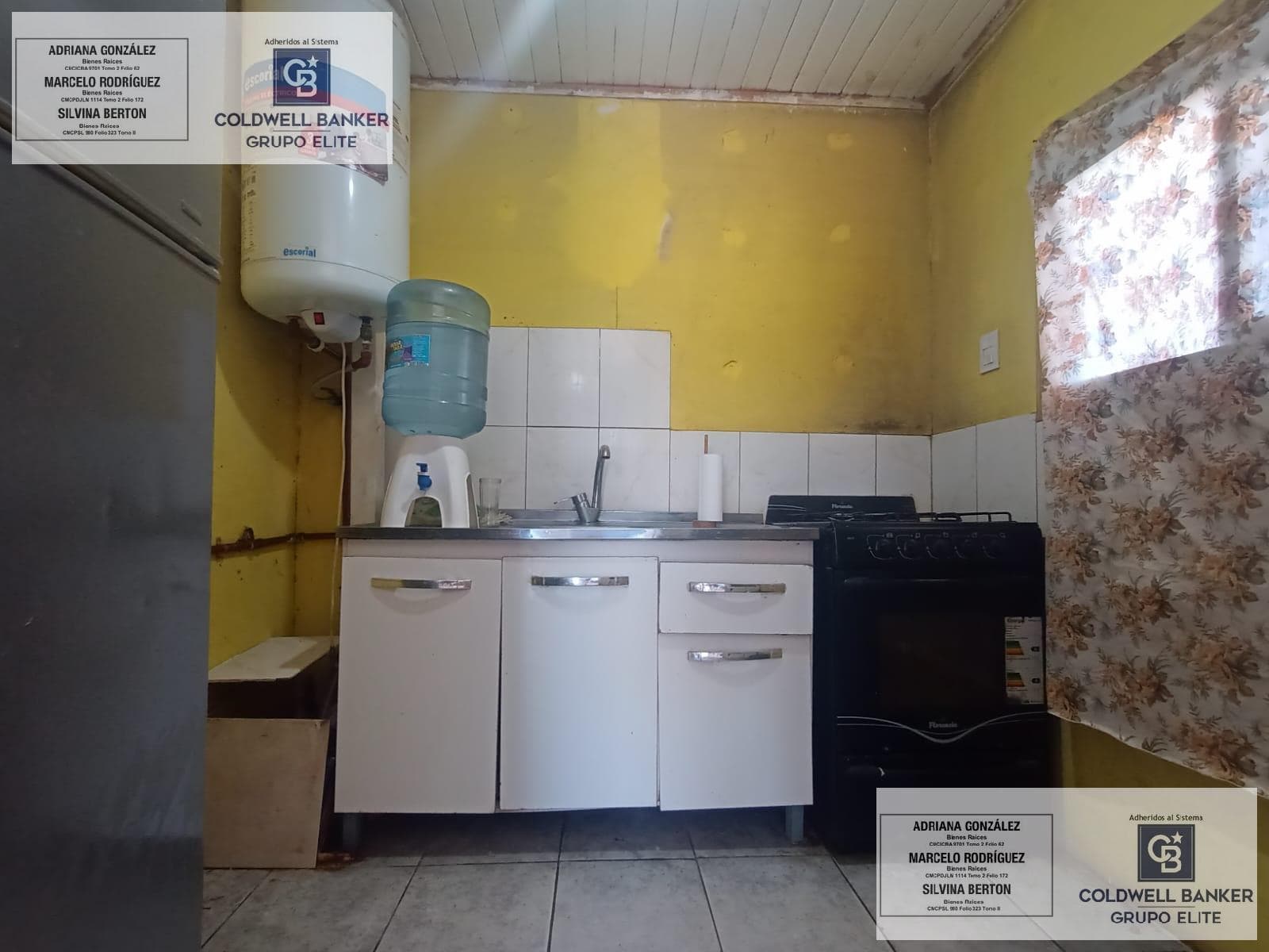 House for sale in Villa Mercedes, 3 rooms with a garage, excellent neighborhood.