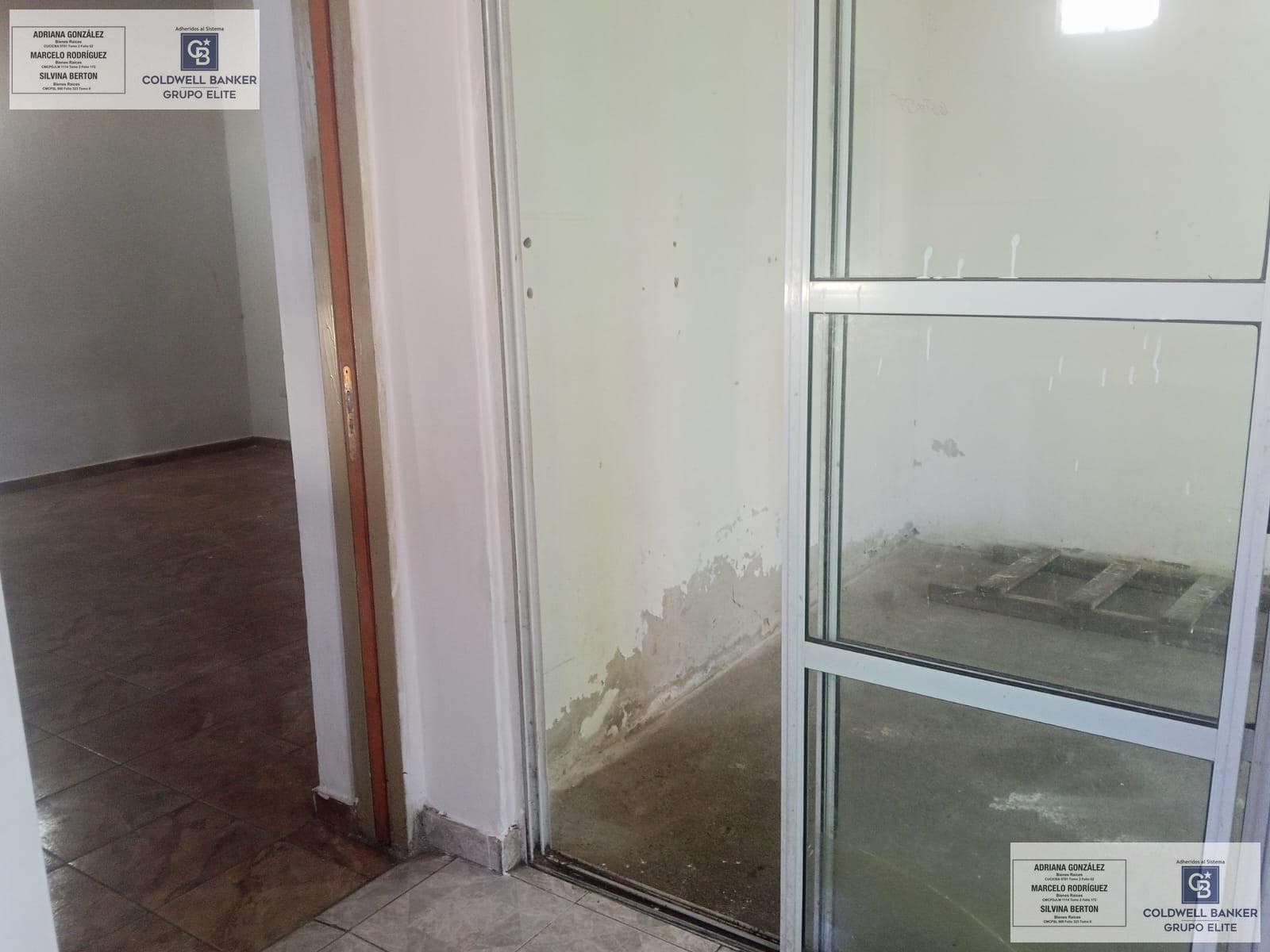HOUSE FOR SALE PLUS TWO APARTMENTS IN VILLA MERCEDES, SAN LUIS.