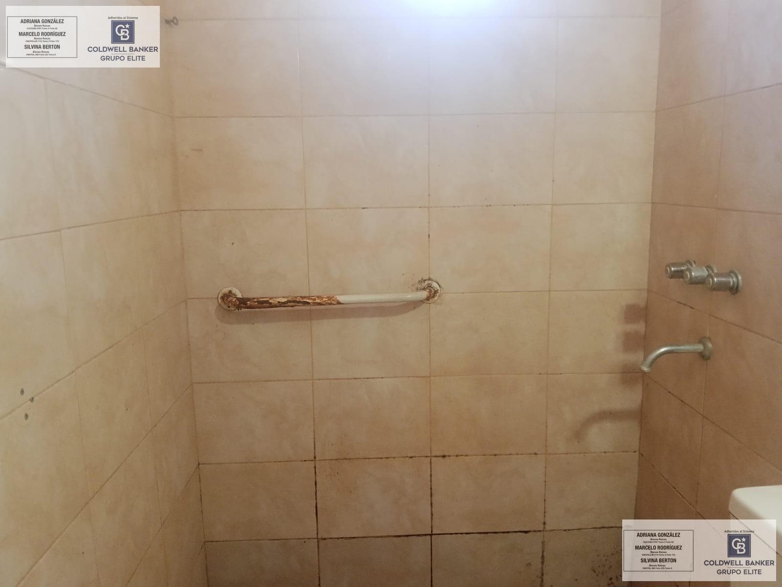 HOUSE FOR SALE PLUS TWO APARTMENTS IN VILLA MERCEDES, SAN LUIS.