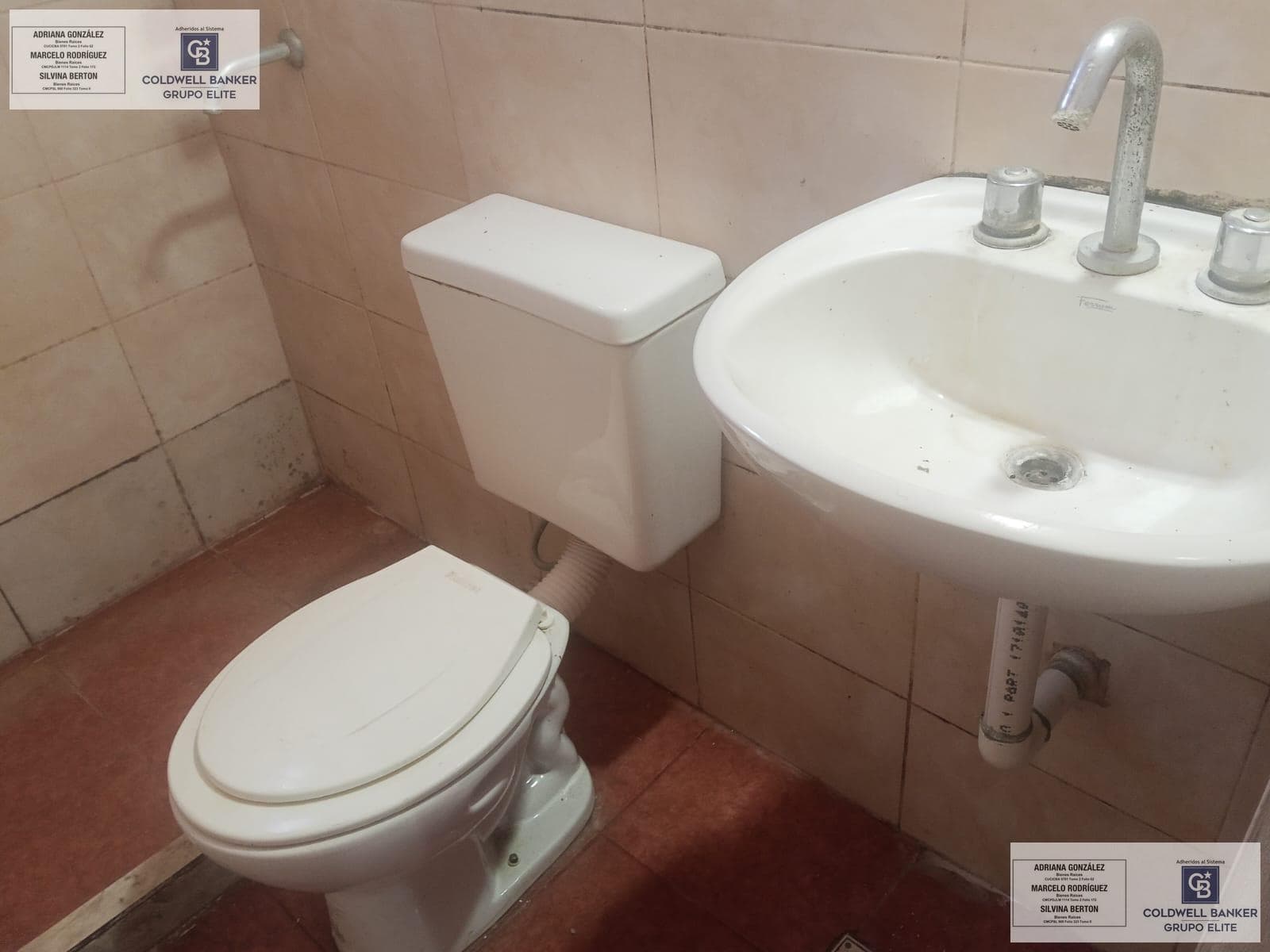 HOUSE FOR SALE PLUS TWO APARTMENTS IN VILLA MERCEDES, SAN LUIS.