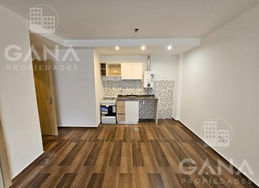 Apartment for Sale in Downtown: Studio Apartment