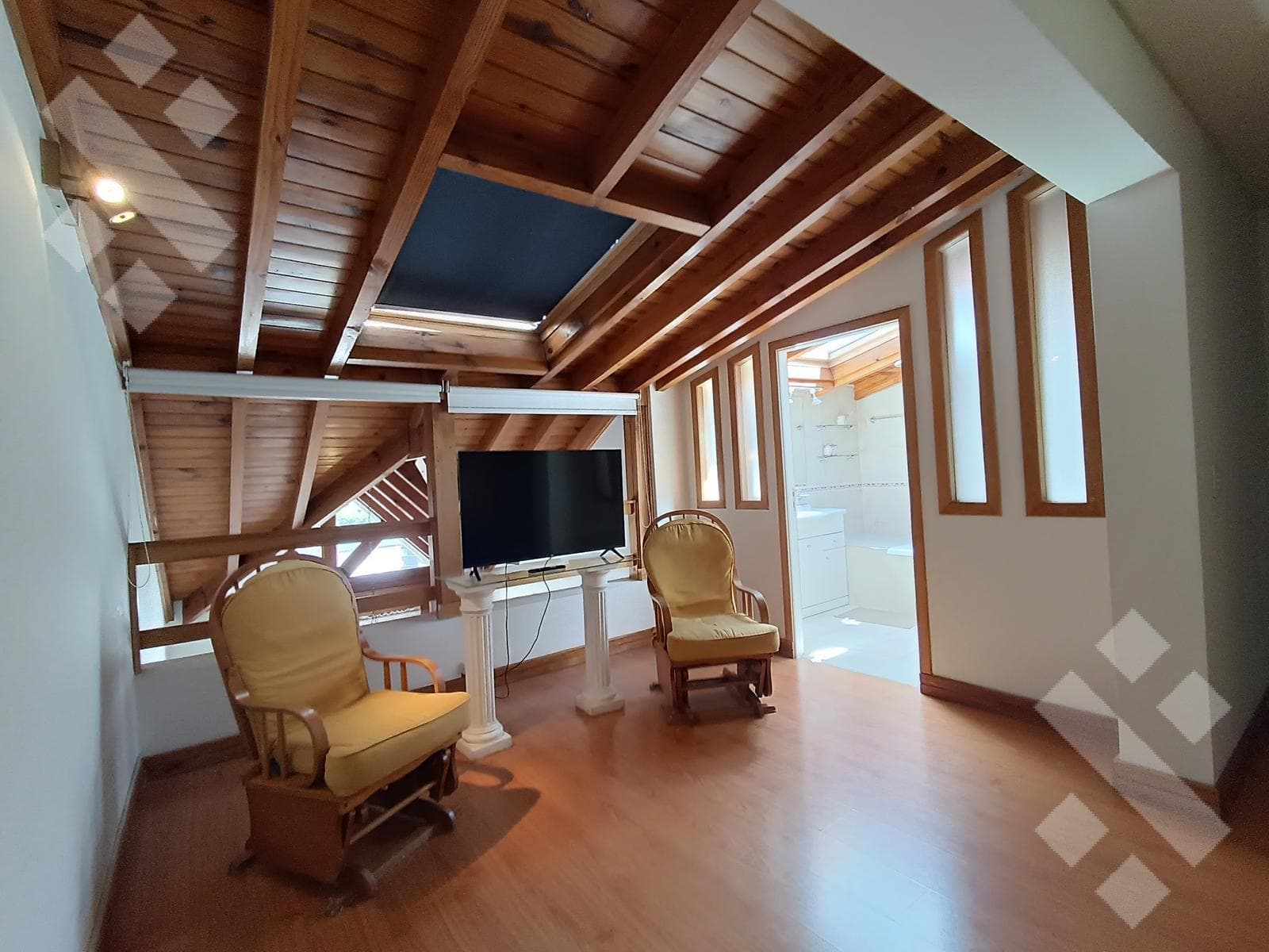 FOR RENT: 3-Bedroom Apartment in Downtown San Martín de los Andes - Furnished