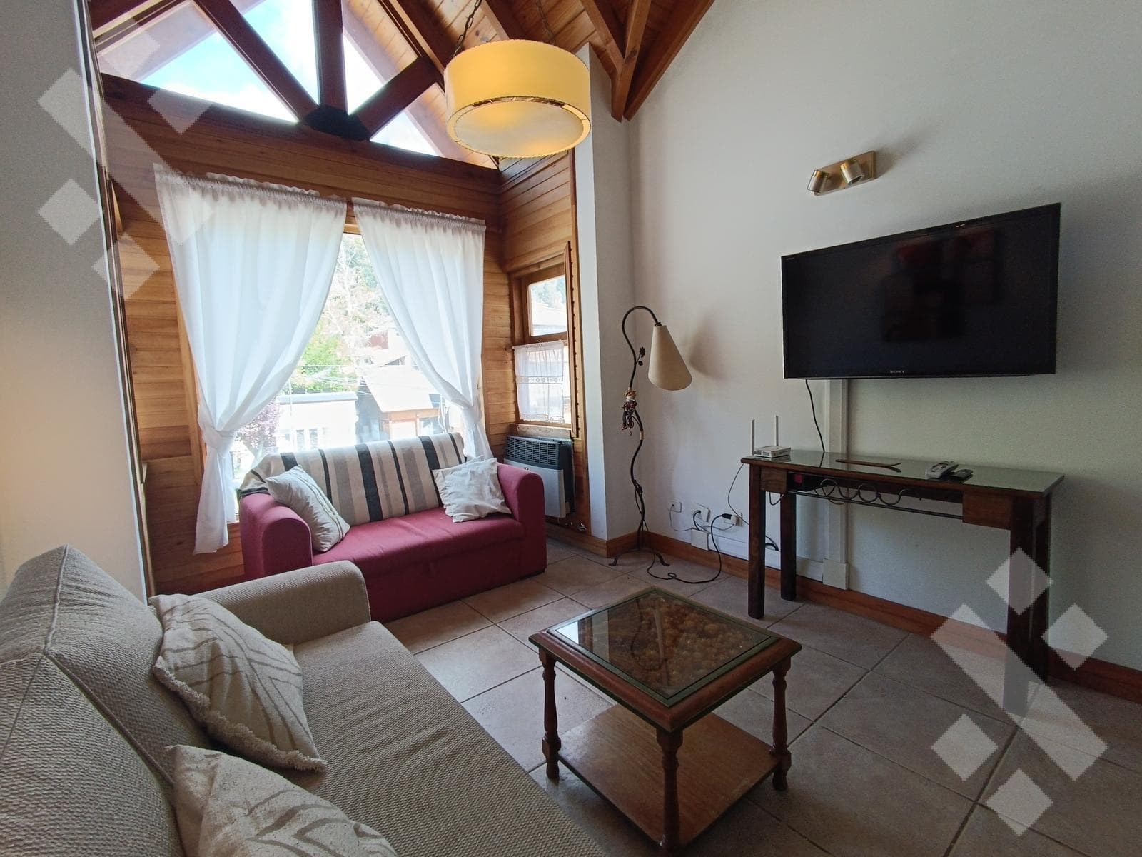 FOR RENT: 3-Bedroom Apartment in Downtown San Martín de los Andes - Furnished