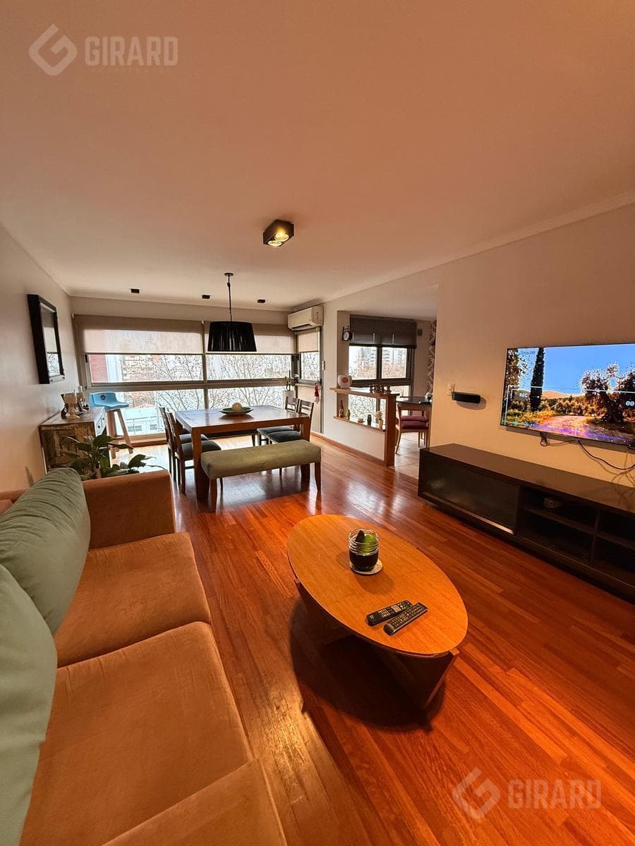 3-room apartment for sale with a garage and storage room in Plaza Mitre