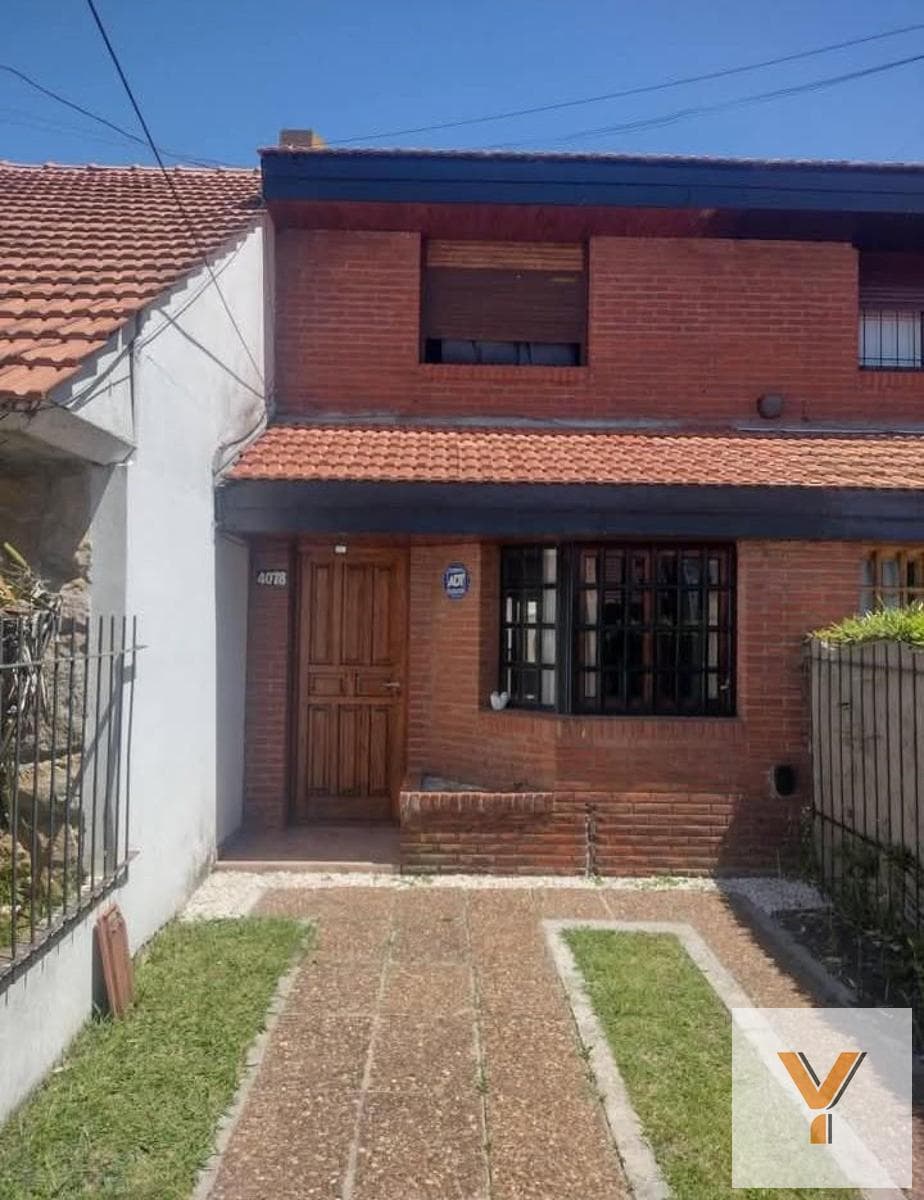 Apartment for Sale - 2 Bedrooms, 1 Bathroom - 132 m - Mar del Plata